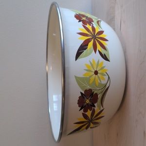 ✨SOLD✨Vintage 70s Enamel Mixing Bowl